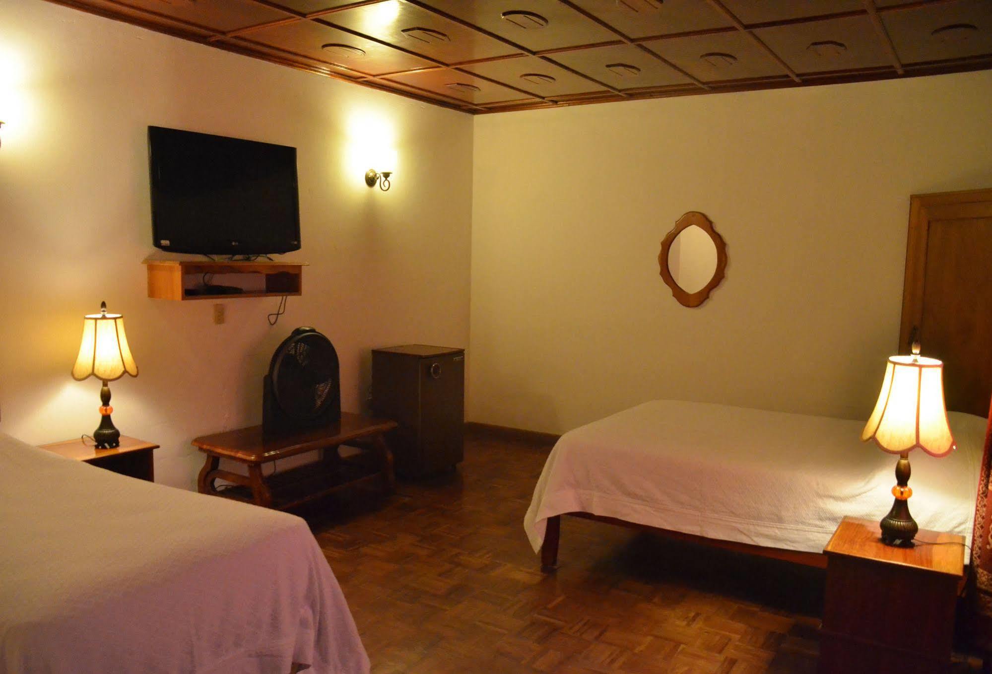 Rebequet Hotel 3*